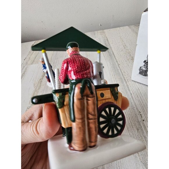 Dept 56 54870 Starbucks coffee cart new snow village people shopping vendor vint - Picture 10 of 15